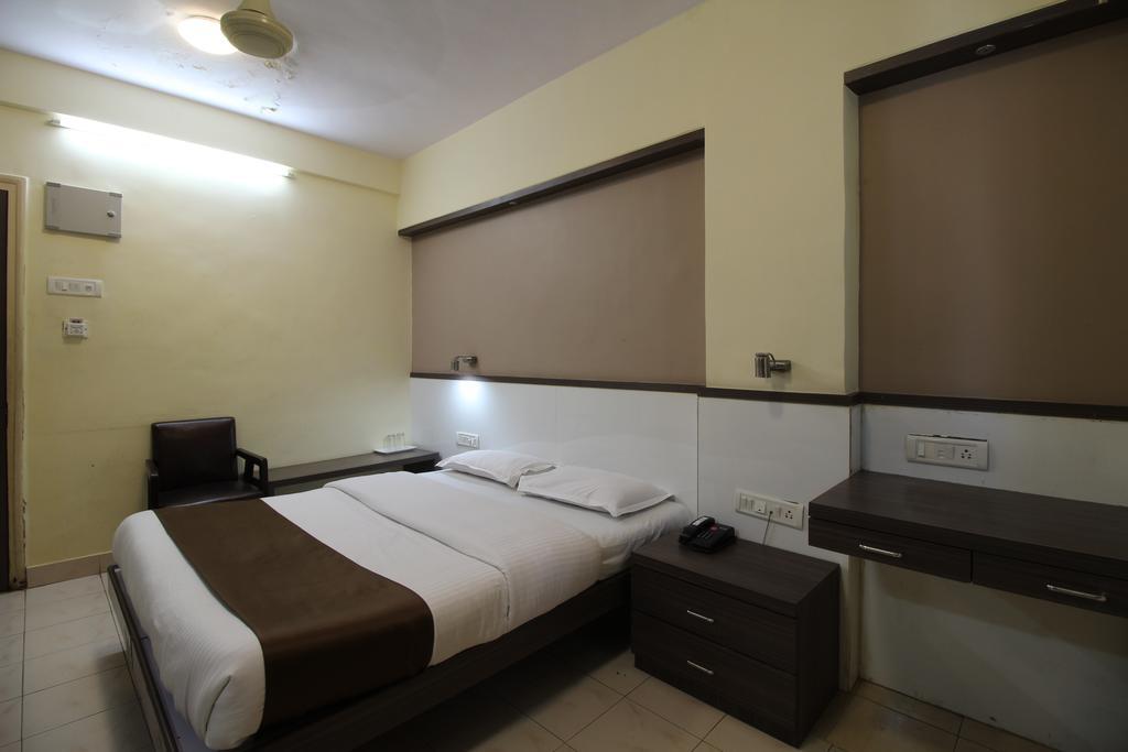 Hotel Samrat 뭄바이 객실 사진