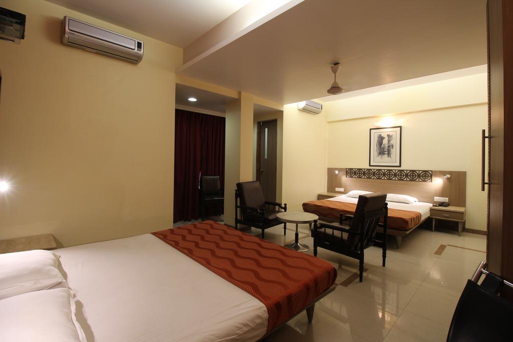 Hotel Samrat 뭄바이 객실 사진